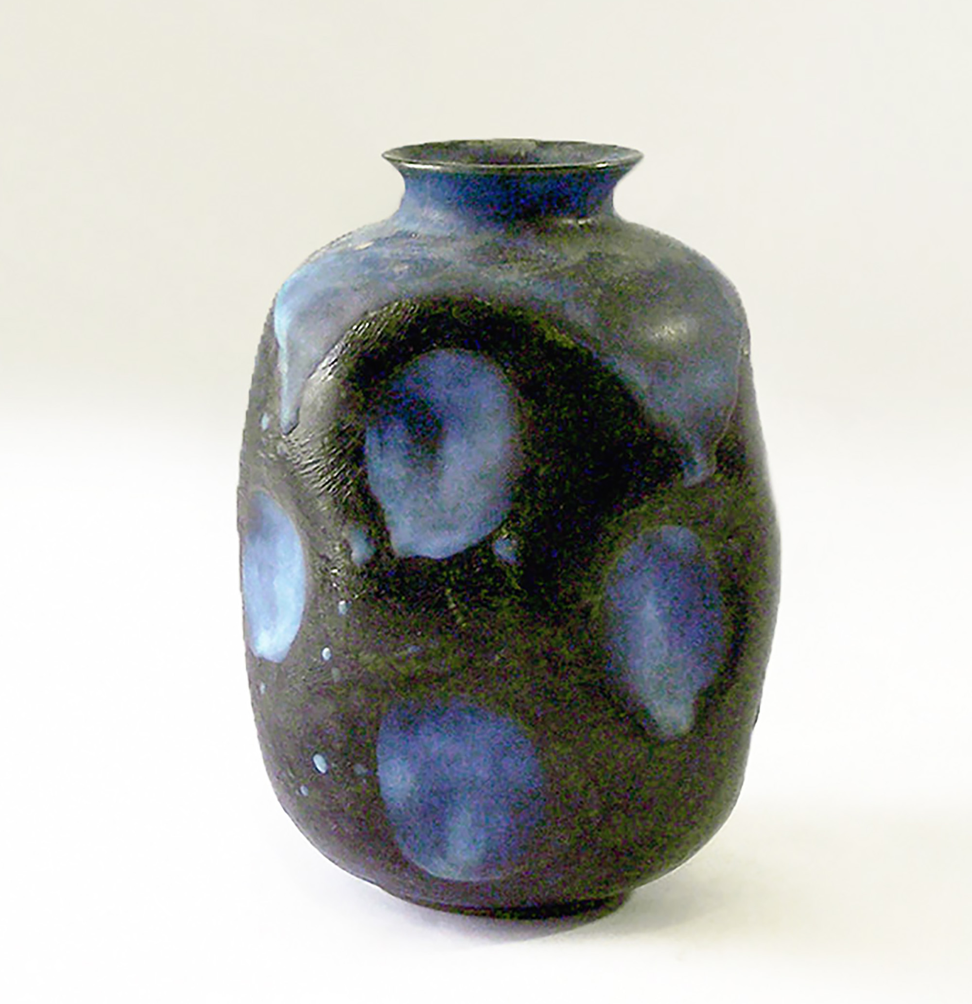 Short Modulus Vase by Weston in Blue Jewel Pattern by Elise Isabell Andersen