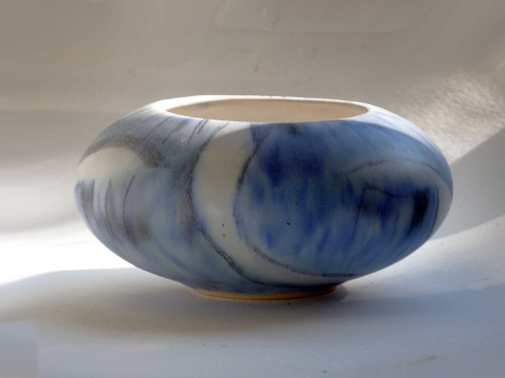 A One of a Kind Bowl decorated by Gerda Andersen, 5 inches in diameter. Circa 1980s